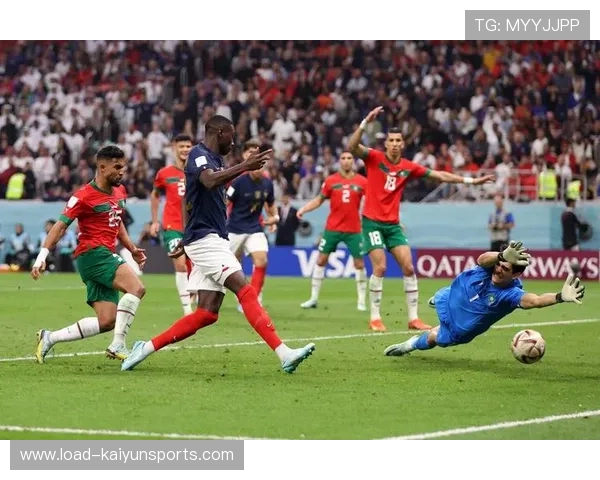 法国队逆转阿塞拜疆，卫冕冠军世界杯征程启航