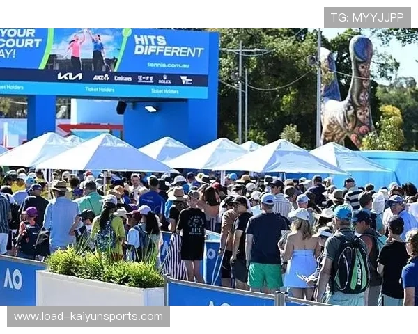 澳网正赛首日观众73235人次创纪录，墨尔本公园启动应急疏导措施